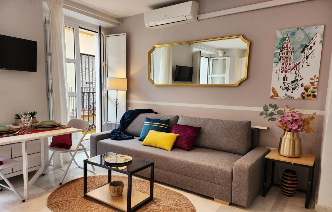 Lovely Center Apartments - Balcony Lux Sol Sevilha Exterior foto