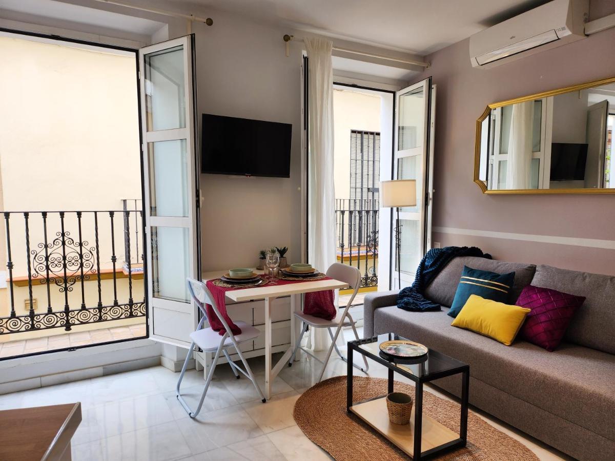 Lovely Center Apartments - Balcony Lux Sol Sevilha Exterior foto