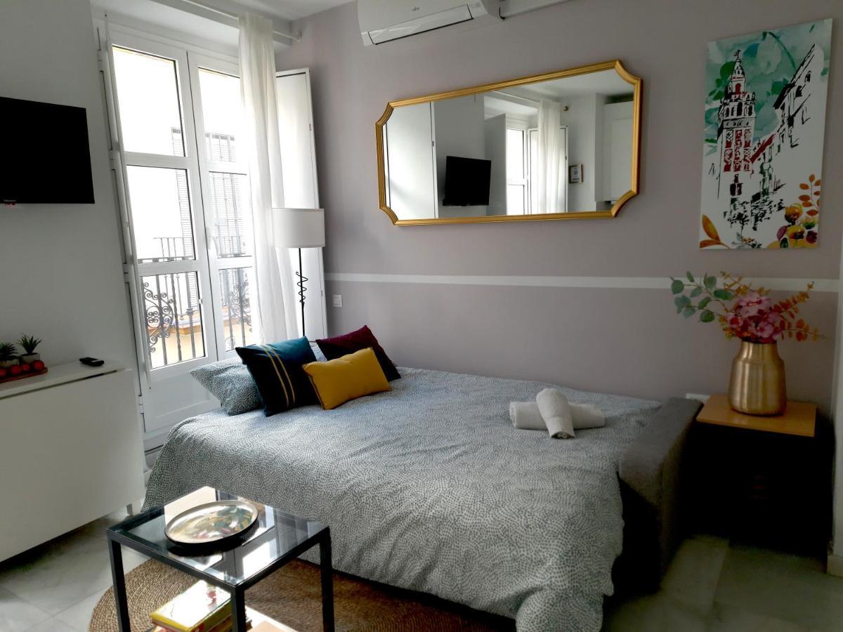 Lovely Center Apartments - Balcony Lux Sol Sevilha Exterior foto